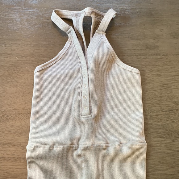 NWOT! FP Free People Movement Happiness Runs Henley Onesie Sz M/L - Picture 8 of 11